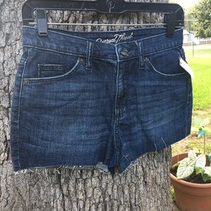🌼Universal Thread Jean Shorts!